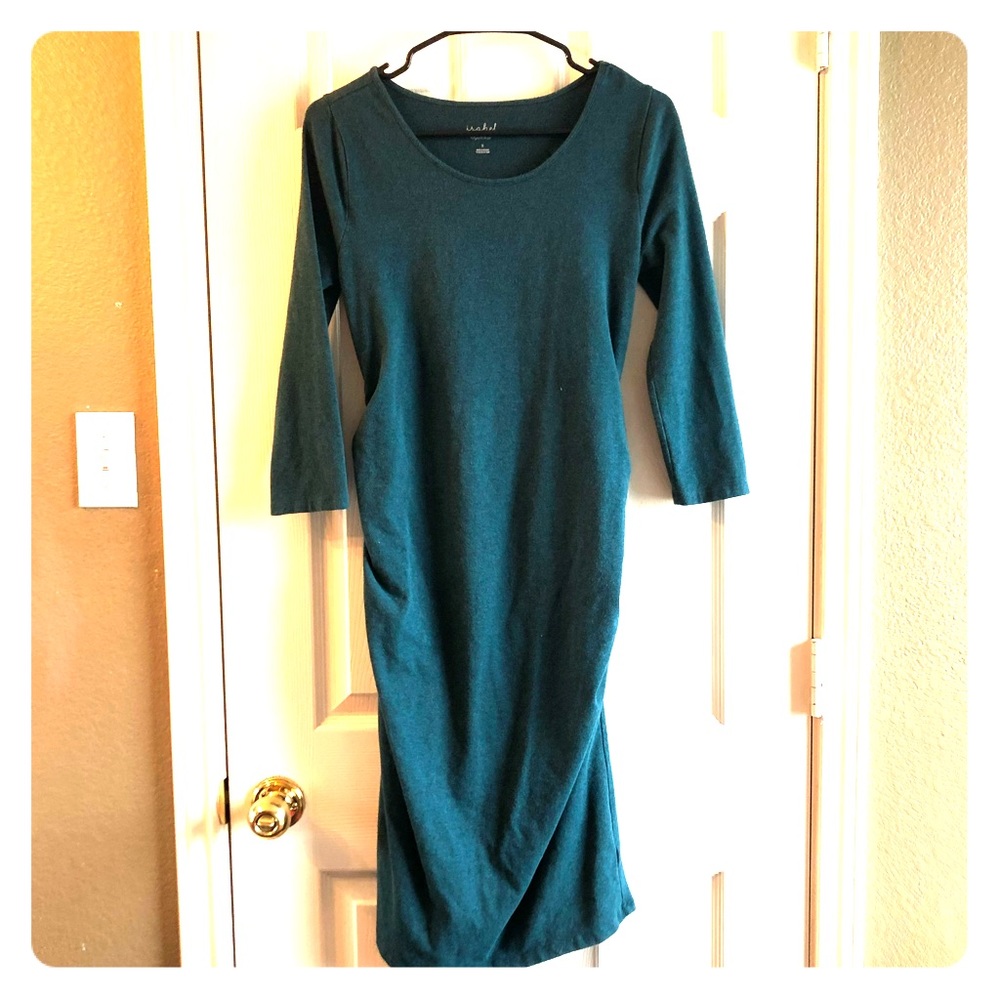 B2G1 👀Jade green bodycon maternity midi dress